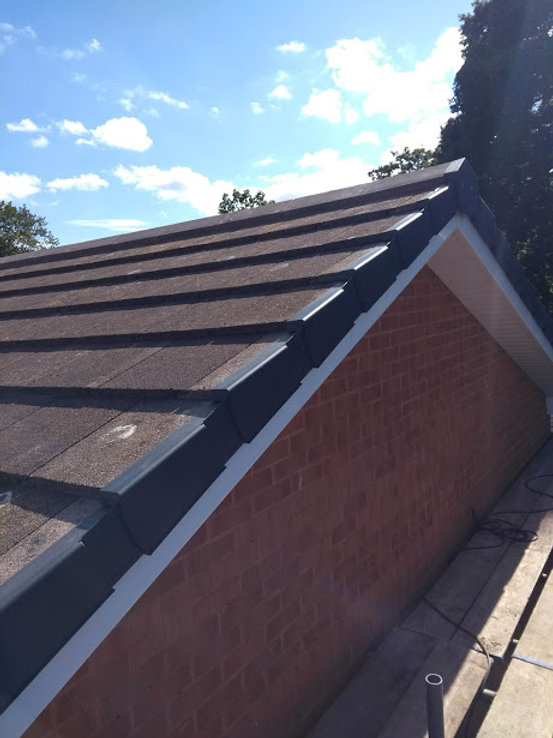 Dry verges on side of house