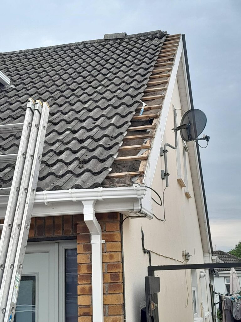 Fixing fascia and soffits